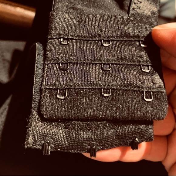 Juicy Couture Intimates Black Padded Push Up Bra Gold Metal Heart Sz 42D - Picture 12 of 13